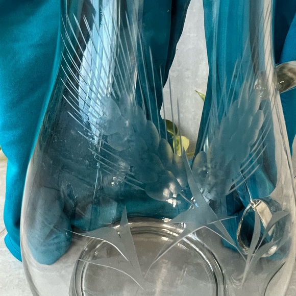 Vintage glass pitcher with etched wheat pattern - Picture 6 of 6